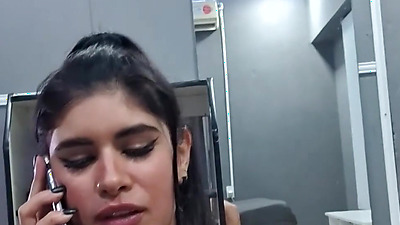 My boyfriend completely ignores me, that's why my best friend came to comfort me