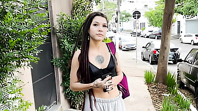 I just needed a little luck to have free sex with a rasta babe.