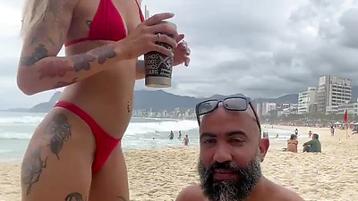 She got horny on the beach and I broke her arse