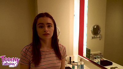 Stepdad Cums in 18yo Reese Robbins