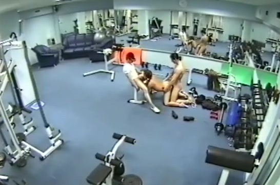 Real Security Cam Sex - Its.PORN - Security cam in the gym filming threesome fuck!