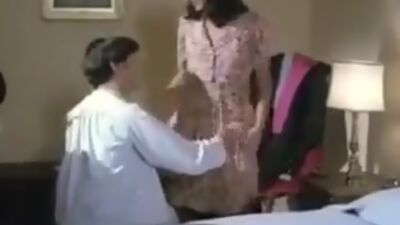 Nice vintage brunette mature mom gets anal fucked