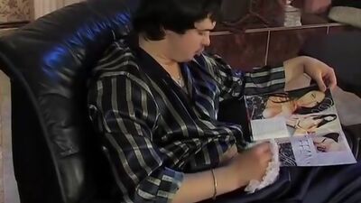 Horny guy fucks mature housewife doggy style