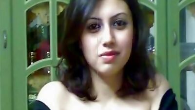 Arab girl. Several arabic musics