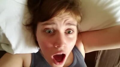 Highschool Girl Orgasms for the first Time!!