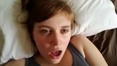 Highschool Girl Orgasms for the first Time!!