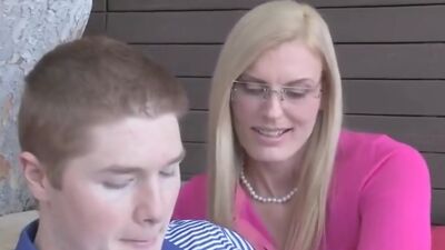 Blonde mature stepmom Darryl Hanah seduces her stapdaughters boyfriend