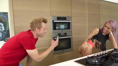 Teens Love Huge Cocks - Bill Bailey Janice Griffith - Sneaky Snacks