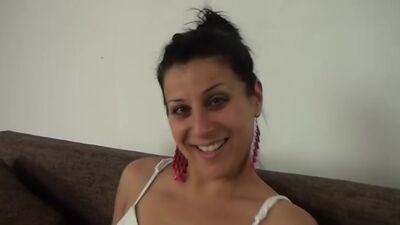 Rosi and the mega dildo