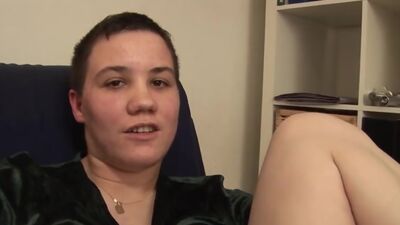 Austrian amateur fucking her asshole