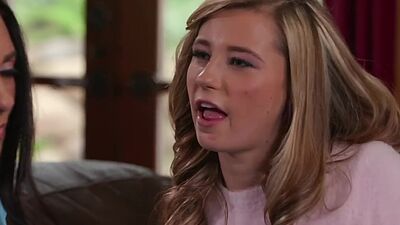 Carolina caught watching her stepmom in a porn site