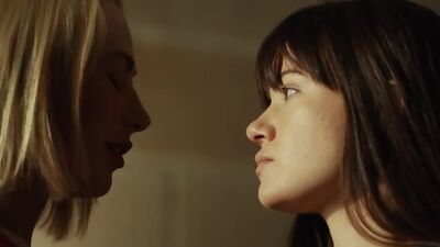 Curvy lesbian inmate scissoring cellmate after oralsex