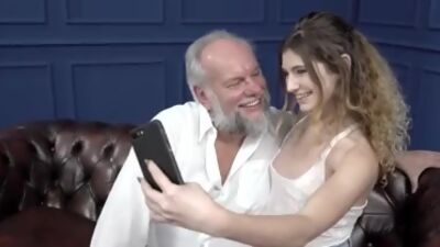 Braces babe sucking senior citizen before fucking in couple
