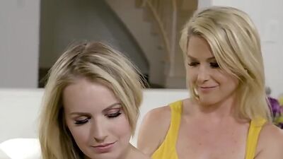 Scarlett Sages best gift ever is to have sex with Mommy Kisses Mercer