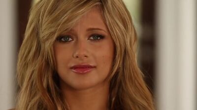 Perfect big tits blonde model Aubrey Aleen Allen hot posed totally naked