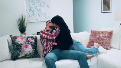 Teen dauther secretly inlove with her stepdad