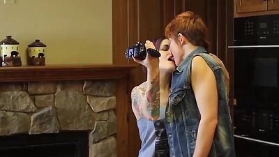 I have HOT Stepsisters Lesbians