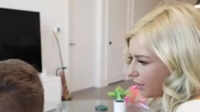 Minx and Nicky go all the way fucking each other