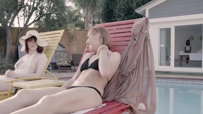 Shemales Ella Hollywood and Shiri Allwood fuck the masseuse