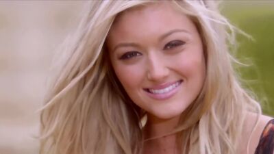 Hot blondie Katie Vernola with massive tits taking a hot bath