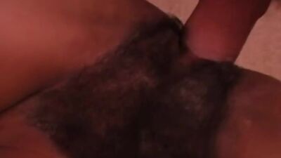 Shake spearing her hole