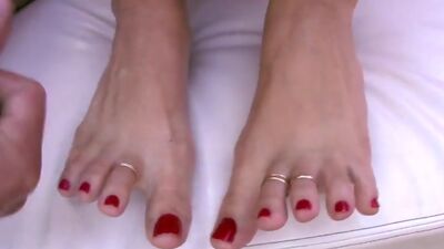 Feet Heaven w/Sophia Santi