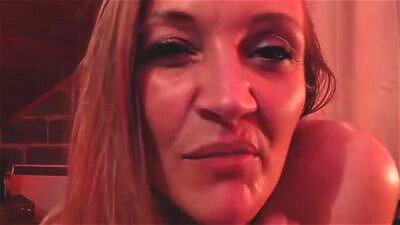 Horny MILF gives blowjob on webcam