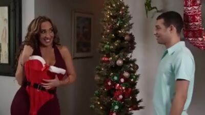 Richelle Ryan got the best cum on Christmas Day