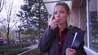 Pretty eurobabe gets paid to reverse ride after POV blowjob