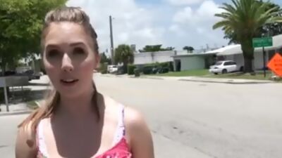 Natural Gal Gets Paid for Blowjob