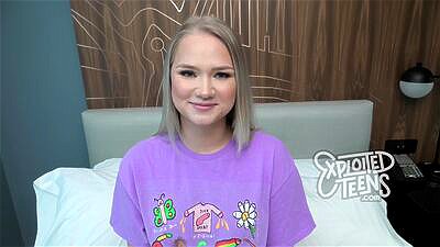 This sexy new teen has a fat ass and loves sucking cock