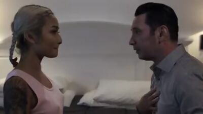 Therapist uses conversion therapy on tiny Asian teen Avery Black