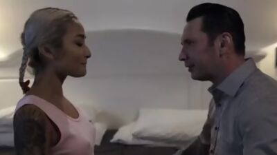 Therapist uses conversion therapy on tiny Asian teen Avery Black