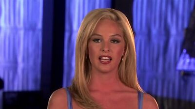 Bubble covered blondie Michelle McLaughlin reveals her big natural tits