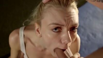 Juicy fit coed Molly Mae finishes her workout and peels her clothes off for a gym porn hardcore bald pussy pounding