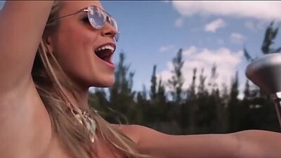 Hot big boobed ebony Tori Taylor and her nude badass GFs testing dragsters