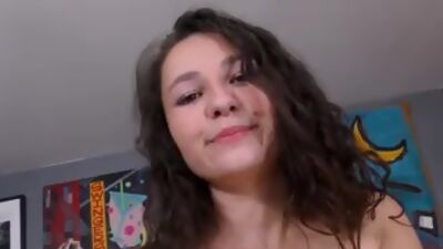 Bigass pov babe sucking and tugging before getting drilled