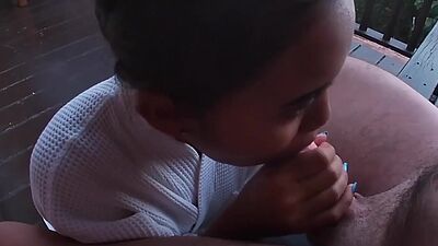 Amateur Thai teen Cherry gave a sensual blowjob to her big white cocked BF