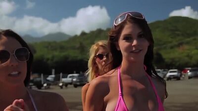 Big boobed badass Talor Paige and her nude GFs watering each other outdoor