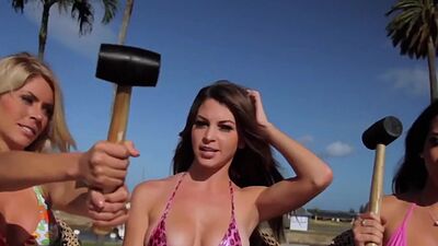 Big boobed badass naked Talor Paige and her GFs have som fun in the pool