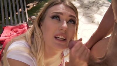 Twistys - Blonde milf Natalia Starr perfect blowjob outdoor.