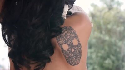 Twistys - Solo treats play with themselves