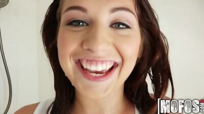 Mofos - Cute teen gets all wet
