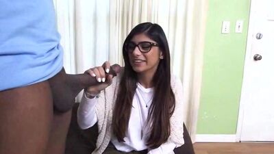 Mia Khalifa Tries A Big Black Dick