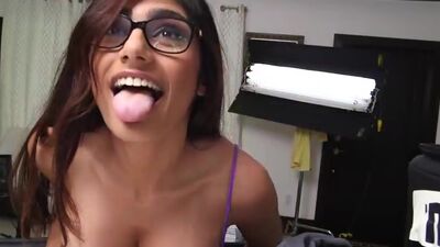 Me Getting extra dick Behind the scenes!