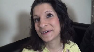 Man recorded on camera how he picked up slutty brunette