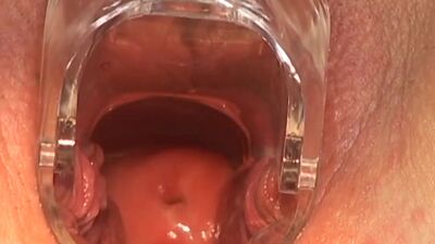 Redhead speculum babe toys tight pussy before spreading