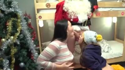 Xmas FFM in hostel with horny big boobed and big ass babes