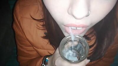 Girl swallows a lot of cum I cum in her mouth