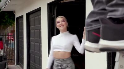 Pantyhosed shemale Emma Rose sucks cock and anal barebacked